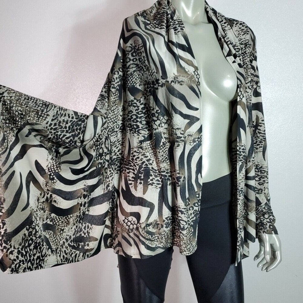 Isabella Rodriguez Top Plus Size 1X Open Front‎ Animal Print Shimmer Stretch - Picture 3 of 7